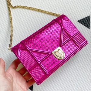 NEW DIORAMA Metallic Fuschia Pink Microcannage Bag